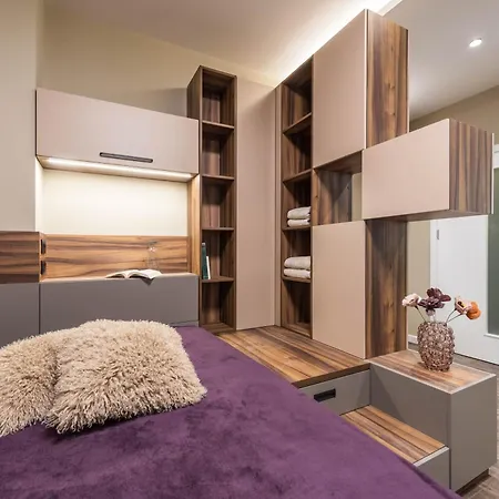 Апартаменти Center Luxury *